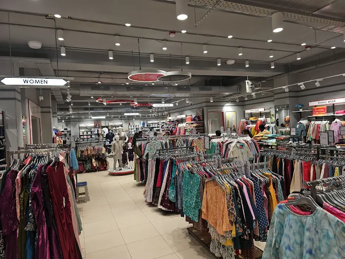 VNH Naiduhall The Family Store - West Mogappair